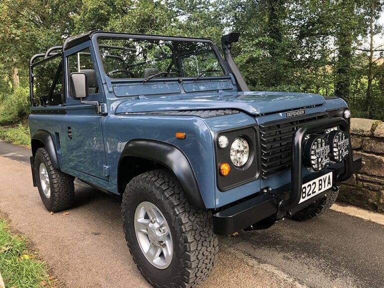 Defender 90 Soft Top | Arles Blue Defender