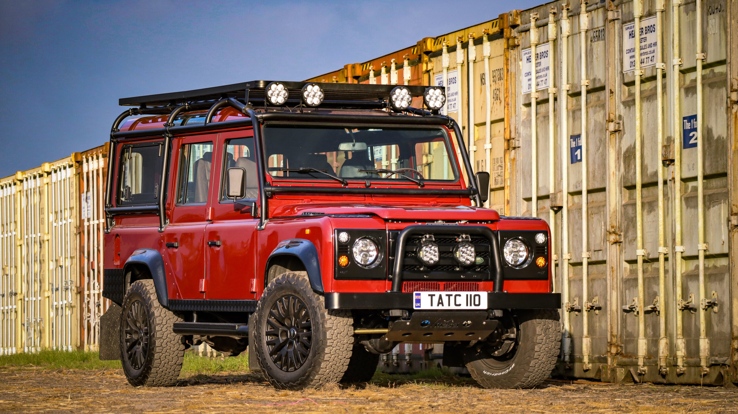 customize a land rover defender