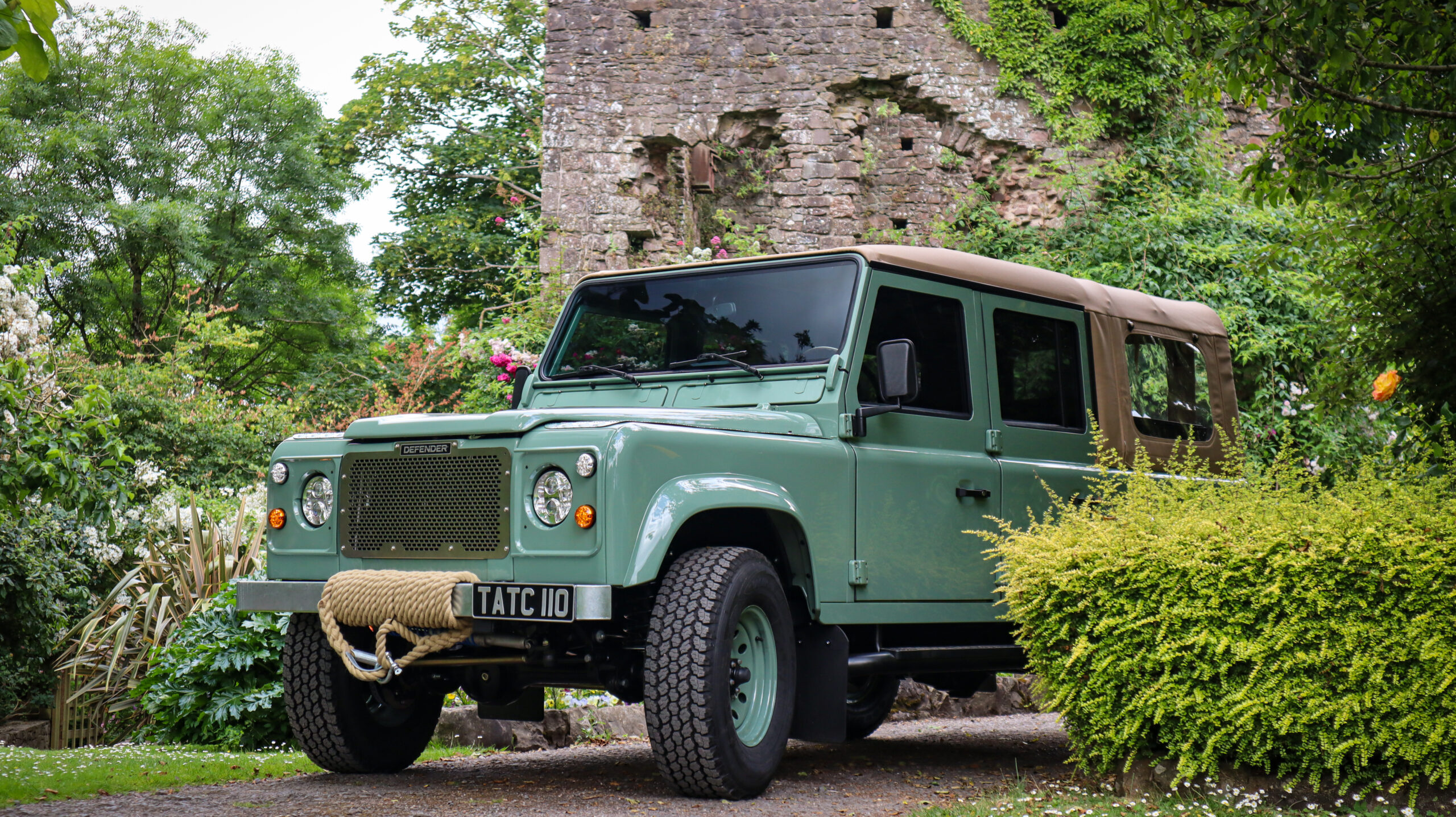 land rover defender